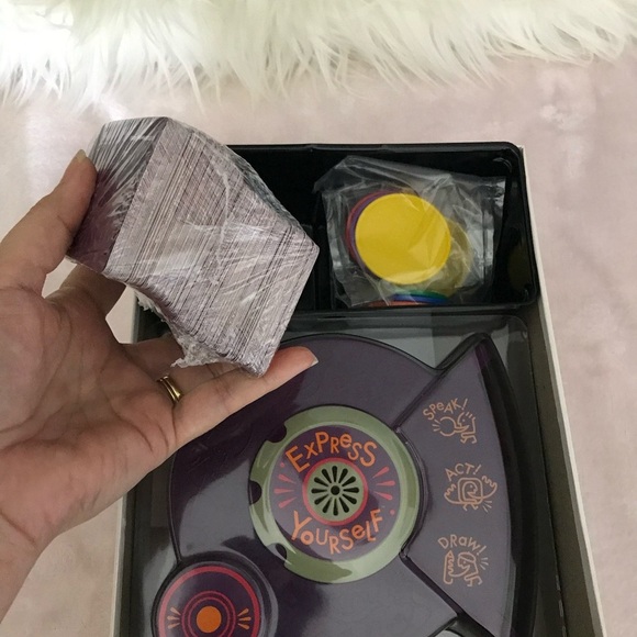 Parker Brothers Express Yourself Party Game for Adults, 3-6 Players 2003 - Picture 8 of 10